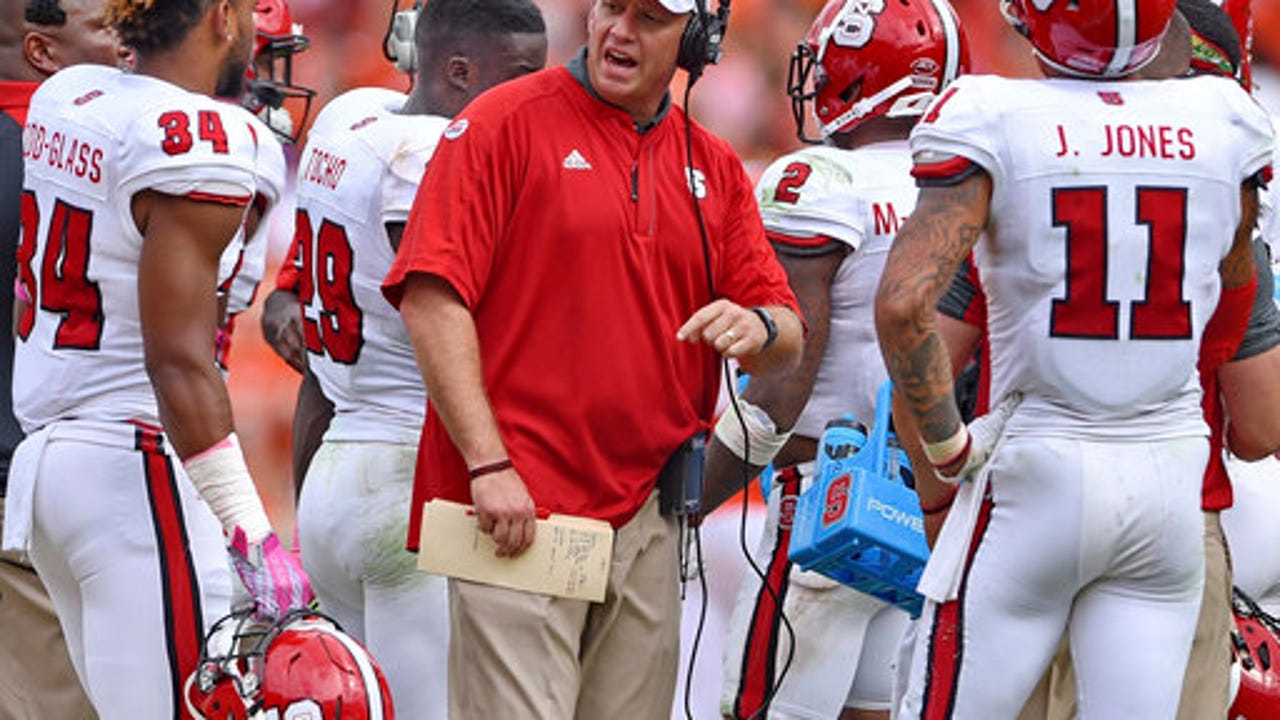 No. 7 Louisville looks get offense going against NC State